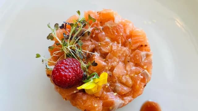 Tartarre di salmone  - Osteria Marconi