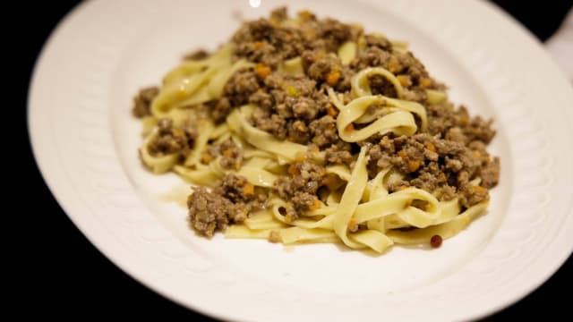 Fettuccine fatte in casa al ragu’ bianco - Alla Rampa di Porta Pia