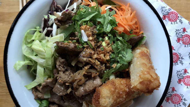 Bò bún (poulet ou bœuf ou crevettes ou tofu ou végétarien) - TouyTouyT, Paris