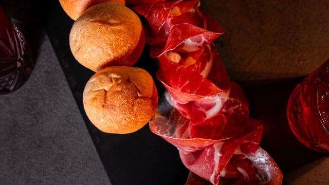 Culatello, stracciata e focaccine - Insomnia - Cocktail and Food, Turin