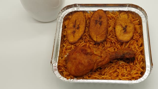 Kinder menu jollof rice - jolly box - The Jollof Place