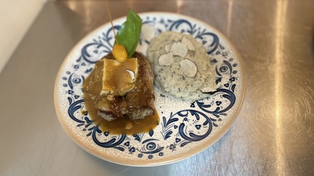 Filet de bœuf rossini - Giulia, Paris