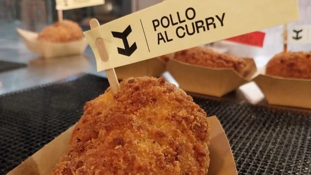 Arancina Pollo al curry - Cantunera Roma, Rome