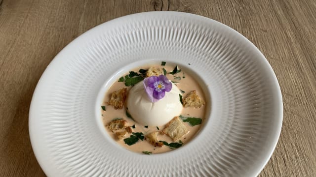 Bisque d'écrevisse servie froide et sa burrata - Carcasse