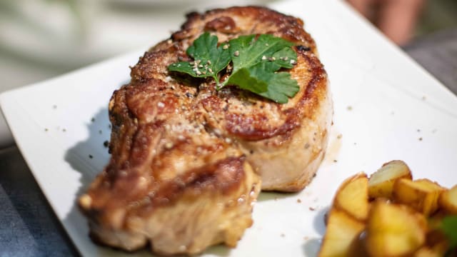 Côte de veau rotie façon osso bucco, tagliatelle - Bistro d'Italie