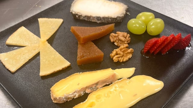 Planche de fromages 150gr - La Penela, Paris