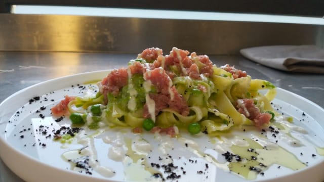 Tagliatella fresca all'uovo con Crema di piselli, Tartare di Tonno e Ricotta Salata - La Filanda Ristorante in Valmadrera, Valmadrera