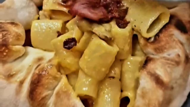 Carbonara con guancialr croccante e pepe rosa - Piazza Margherita, Genzano Di Roma