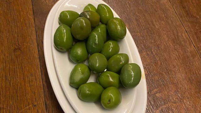 Olives with spicy red pepper sauce - El Viti Taberna, Barcelona