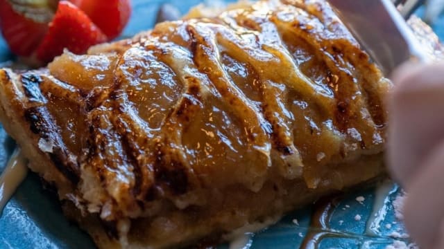 Tarte aux pommes raisin-cannelle, glace vanille  - Les Maraichers, Rouen