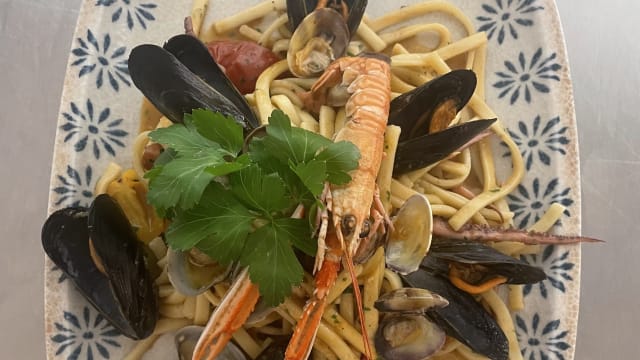 Scialatielli ai frutti di mare - Trattoria San Giuseppe, Amalfi