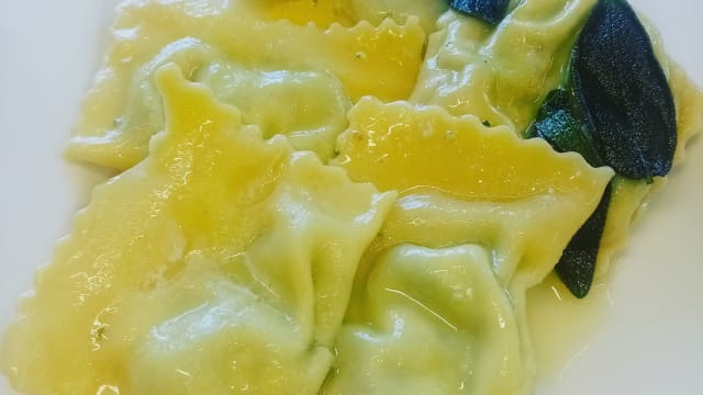 Tortelli di Erbetta - Le Verdi Cantine