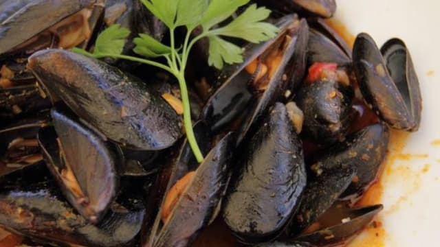 Mejillones al vapor - Oliva Mediterranea