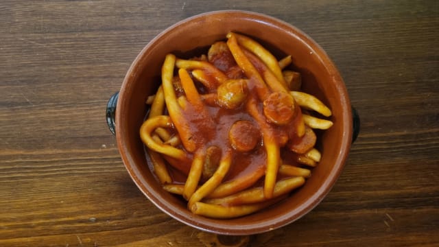 Maccheroni della casa al sugo di maiale e vitello - Bistrot A' Ficaredda