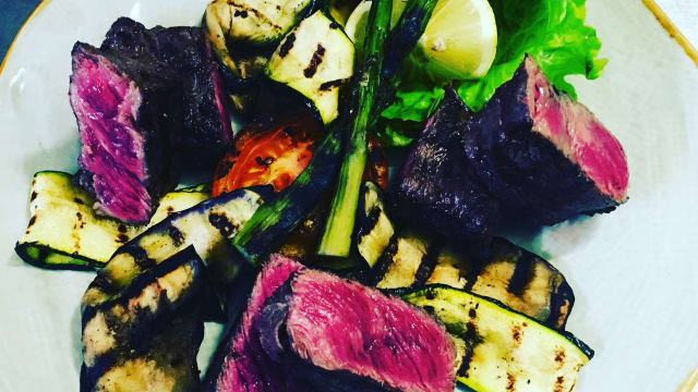 Tagliata di Black Gold Angus con Evo, Sale Maldon e Balsamico - Osteria Vineria Il Borgo