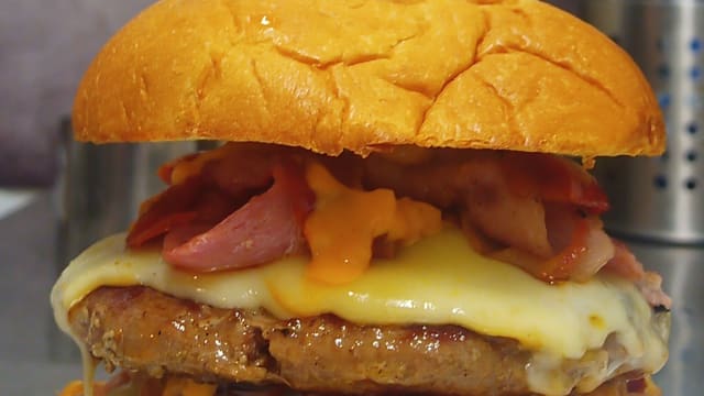 Bacon cheeseburger - Fuorifusto