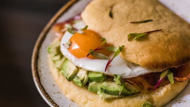 Breakfast sandwich  - Amélia, Lisbon