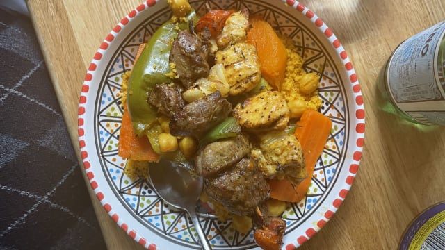 Couscous a La Viande Mix De Brochettes  - Tounsia, Paris