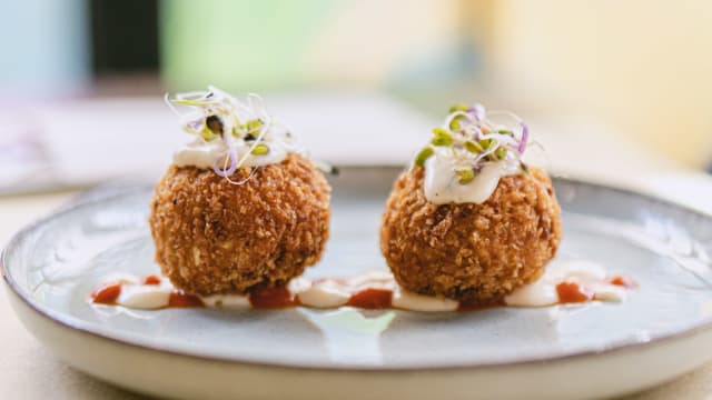 Croquetas de patata y puerro - Baobab Soul Kitchen & Bar, Alicante