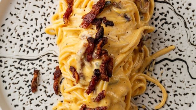 Spaghetti alla Carbonara - Salotto Divino, Lisbon