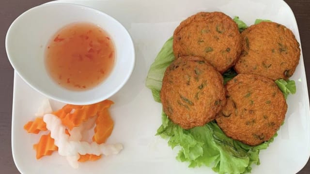 Galettes de poisson frit - TEUK CHHOU, Paris