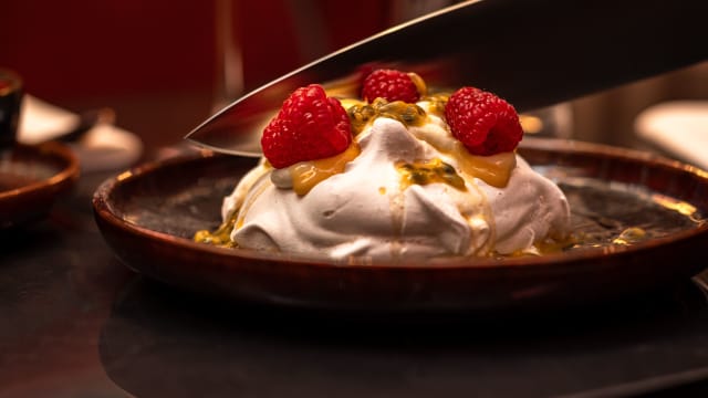 Pavlova de maracujá - Nunca, Lisbon