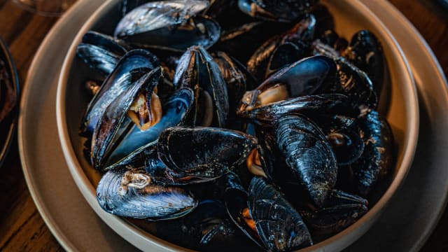 Cozze al josper - Barcelleria Genova, Genoa