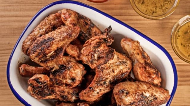 6 Alas de Frango al carbón - Piri Piri Prosperidad