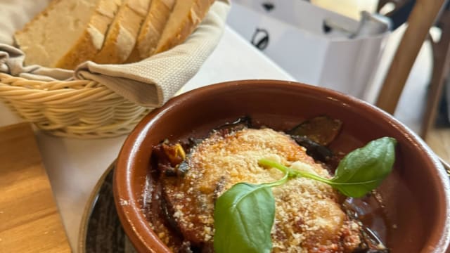 Melanzane alla parmigiana - Futura Cucina Italiana, Florence