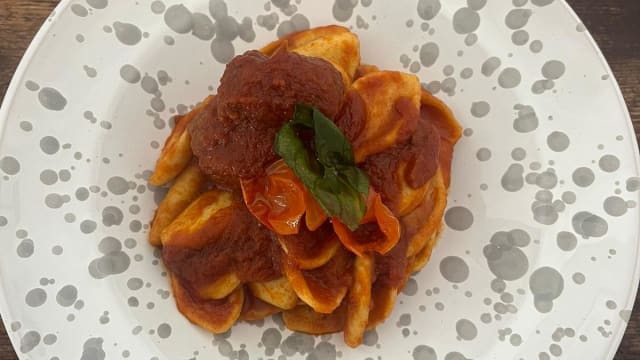 Strascinate Integrali Con Ragu E Braciole Di Asino  - Mezz'Aria