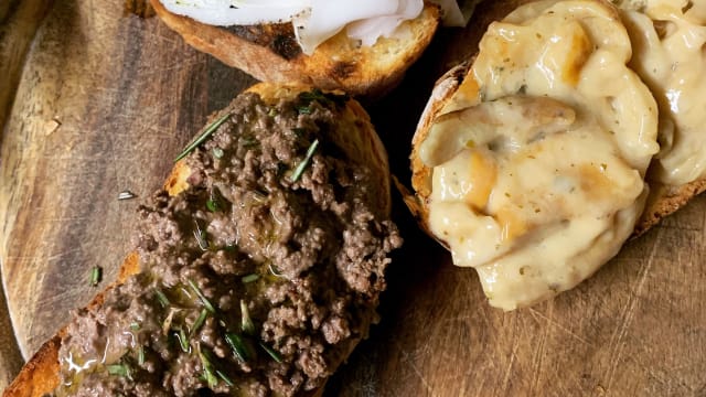 Tris di crostini toscani, lardo e porcini - Osteria La Dama di Bacco, Carate Brianza