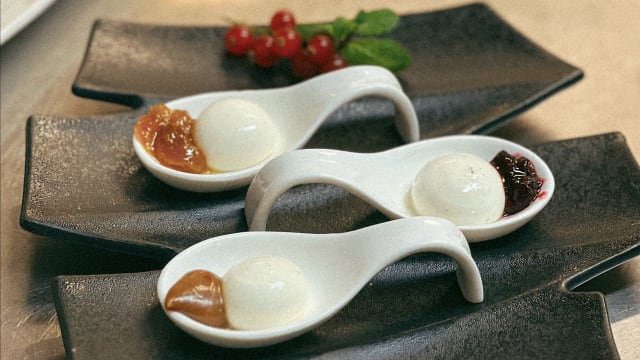 Tris di panna cotta molecolare - Ristorante Enoteca del Duca , Volterra