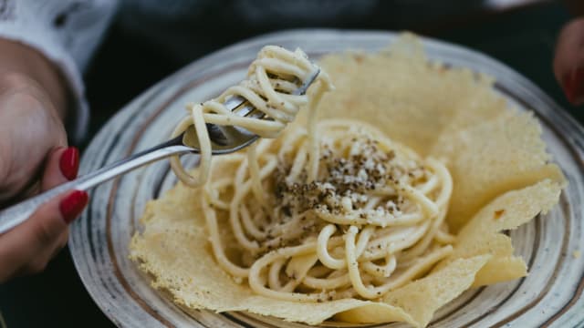 Cacio e pepe in cialda - Osteria New York