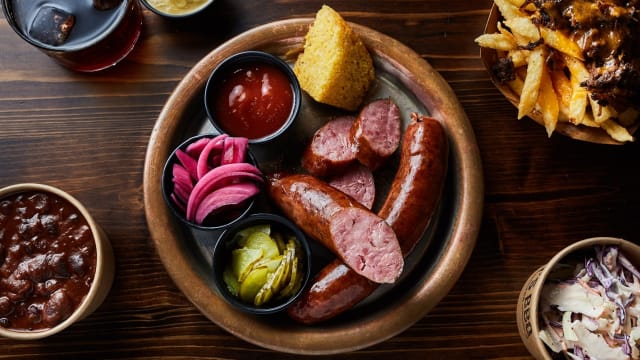 Smoked sausage - Freddy's BBQ, Paris