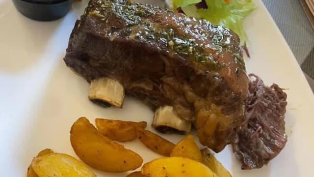 Asado di "Manzetta Prussiana" (ESCLUSO DALLA PROMO AL 20%) - Amarò Brasserie