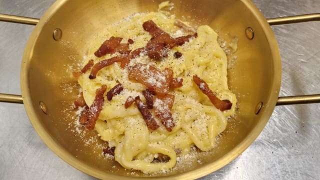 Pici alla carbonara - Albergo San Biagio, Montepulciano