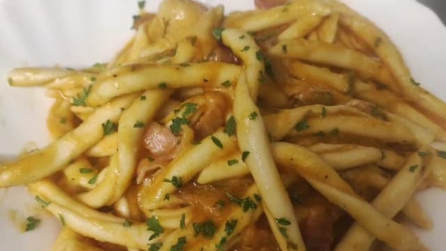 Pasta fresca con salsiccia e ricotta - Al Bistrò - L'incontro