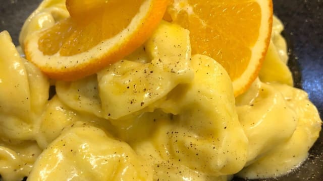 Tortellini di carne all’arancio - Dandy's, Città della Pieve