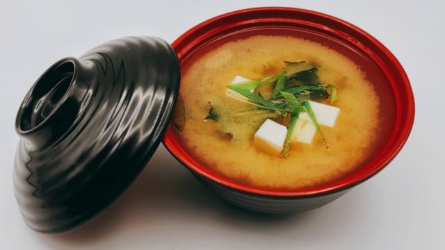 Sopa Miso - Miix Kitchn, Madrid