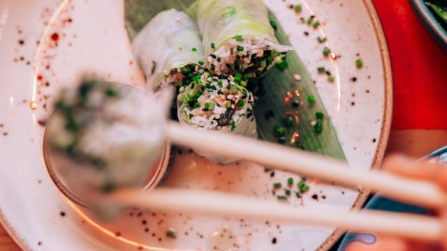 Shrimp Vietnam Rolls - Kin Martim Moniz, Lisbon