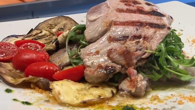 Tagliata di tonno - Ristorante Dal Meraviglioso, Follonica