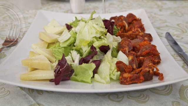 Tagliere di salumi, bufaline e gnocco fritto - Soleeluna