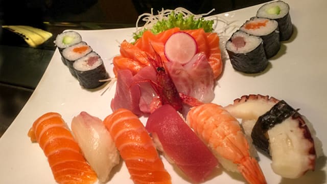 Sushi sashimi maki misto 20pz - Tenmaya