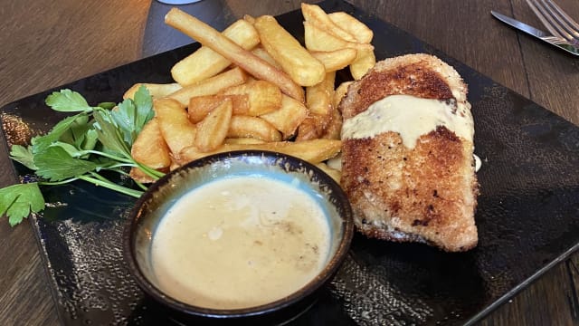 Saute de poulet bresse bleu - Les 3 Merlettes, Schiltigheim