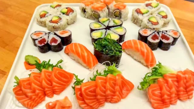 BUFFET LIBRE A LA CARTE  DE SUSHI - Fuji Ya Barcelona