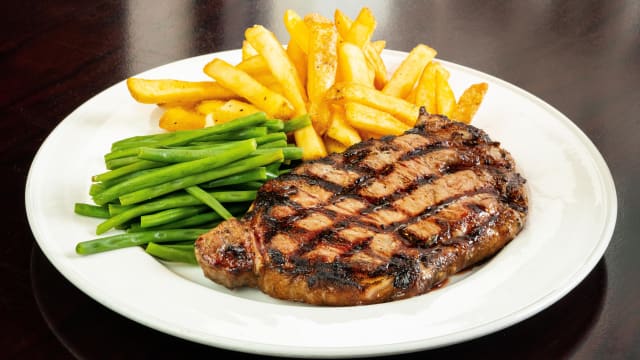 New york strip steak - Hard Rock Cafe - Barcelona