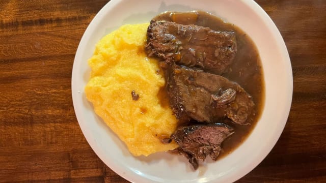 Brasato Con La Polenta - Trattoria Nonna Maria, Melegnano