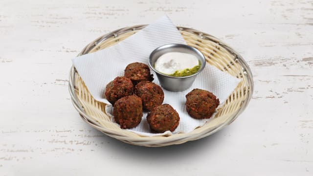 Falafel basket with Tahina (6 units) (Vegan) - Manah, Lisbon