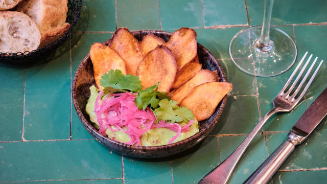 Guacamole Et Chips De Topinambour - Ferona, Paris