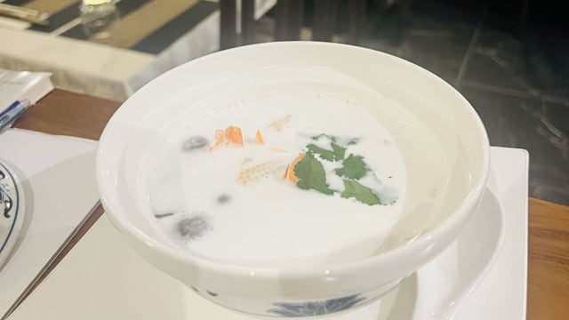 Soupe thaï de crevettes au galanga et lait de coco  - Cheng Thai